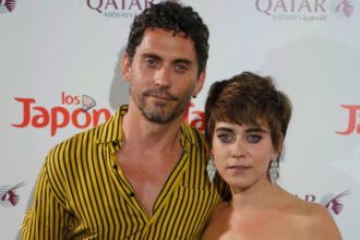 paco león pareja